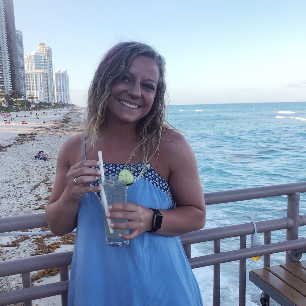 Meet your Posher, Lauren